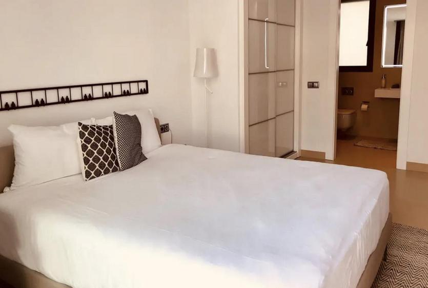 Luxurioeses Apartment In Benidorm Mit Pool Exterior foto
